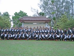 Sukirman Lepas 48 Pelajar Babar Ikut Kejurda Tingkat Provinsi