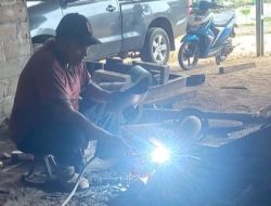 Belajar Secara Otodidak, Mitra Binaan PT Timah Tbk Joko Sumarno Sukses Kembangkan Usaha Bengkel Las