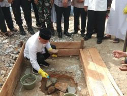 Wali Kota Letakan Batu Pertama Pembangunan Masjid H. Bakri