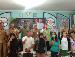 Salurkan Bantuan Beras untuk Warga Rangkui, Monica: Semoga Berkah