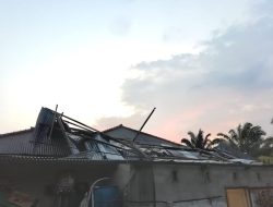 Diterjang Angin Puting Beliung, 10 Rumah di Bangka Rusak