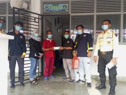 Edukasi Bahaya Kabut Asap di Muntok, PT Timah Tbk Bagikan Masker ke Sekolah dan Penguna Jalan