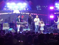 Kangen Band dan Gamma 1 Guncang Panggung Festival Beribu Senyuman Pangkalpinang