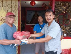 Peduli Sesama, Vihara Buddhis Svakha Bagikan Ratusan Paket Sembako