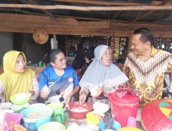 Berkah Kejuaraan Voli BPJ Cup, Jajanan UMKM Laris Manis