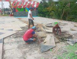 Kontraktor Pembangunan Gerbang Basel di Air Bara Mulai Perbaiki Lantai Rabat yang Sempat Retak