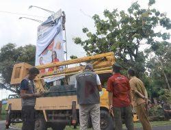 Sebanyak 200 Personel Gabungan Tertibkan APK di Babar