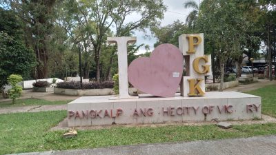 Tak Terawat, Kondisi  Wilhelmina Park Retak hingga Penuh Sampah