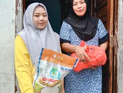 Peduli Sesama, BEM Institut Pahlawan 12 Bagikan Sembako ke Masyarakat Nelayan