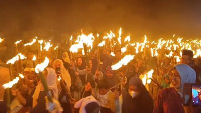Pawai 3.000 Obor Sambut Ramadan di Bangka Barat