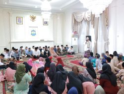 Pj Wako dan Jajaran Bukber Bersama Pj Gubernur Babel dan 100 Anak Yatim Piatu
