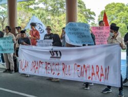 Komunitas Pers di Babel Gelar Aksi Damai Tolak RUU Penyiaran