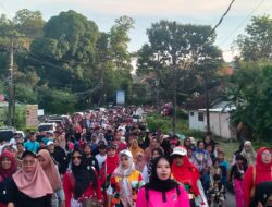Ribuan Masyarakat Bangka Antusias Ikuti Jalan Santai, Perebutkan Sepeda Motor