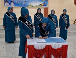Ketua TPPKK Babar Kukuhkan Enam Pembina Posyandu