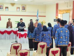 Lantik 16 Orang Pejabat Fungsional Tertentu, Sekda Babar: Bekerja dengan Baik dan Amanah