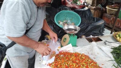 Meski Harga Kebutuhan Pokok Turun, Pedagang Pasar Pangkalpinang Keluhkan Sepi Pembeli Sejak Idul Adha