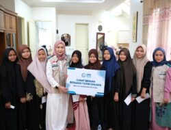 Jumat Berkah, YBM PLN Berbagi Kebahagiaan Bersama Anak Yatim