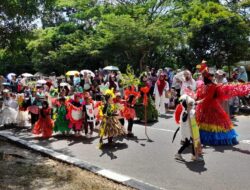 Anak-Anak Bergembira Ramaikan Pawai Karnaval PAUD se-Bangka Tengah HUT ke-79 RI 