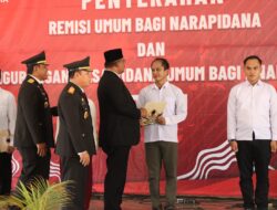 Safrizal Serahkan Remisi 1750 Warga Binaan pada Peringatan HUT ke-79 RI