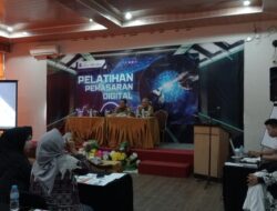 Promosikan Desa Wisata Sejagat, Dispar Pangkalpinang Ajak Peserta Pelatihan Lakukan Susur Sungai