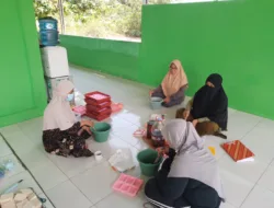 Berawal dari Pelatihan Dinas PUPR Babel, Pengajar TPA Al-Aziroeh Selindung Sukses Produksi Sabun Manfaatkan Limbah Rumah Tangga