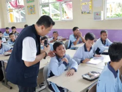 Launching Berbagi Makanan Bergizi, Pemkot Pangkalpinang Bagikan 1000 Paket Makanan untuk Anak SD dan SMP