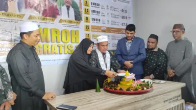 Ke Tanah Suci Murah Nyaman dan Amanah Bersama Safaroh Travel, Promo 3 Seat Gratis 1