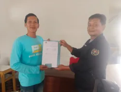 Buktikan Keseriusan, Ardam Jadi Orang Pertama Ambil Formulir Calon Ketua PWI Bangka