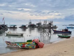 Warga dan Nelayan Keluhkan Puluhan Ponton Parkir di Tempat Wisata Daerah dan Rutilahu Pantai Mentok
