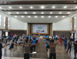 Maknai Bulan K3, PT Timah Gelar Senam Bersama Dengan Mitra Kerja dan Masyarakat