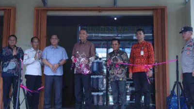Resmikan Bumdes Water Desa Riding Panjang, Pj Bupati Bangka Minta Pengelola Profesional