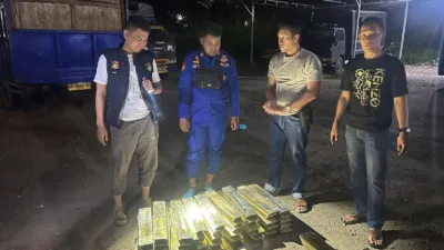 Baharkam Polairud Gagalkan Dugaan Penyelundupan Balok Timah di Pelabuhan Pangkalbalam