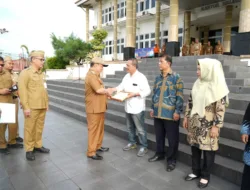 Delapan ASN Pemkot Pangkalpinang Purna Tugas, Unu Berikan Apresiasi atas Kinerja Selama Ini