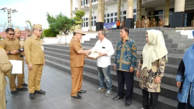 Delapan ASN Pemkot Pangkalpinang Purna Tugas, Unu Berikan Apresiasi atas Kinerja Selama Ini