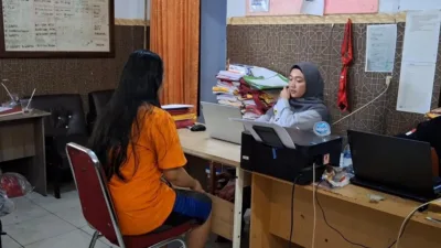 Tipu Belasan Warga Puluhan Juta, Remaja Putri di Bangka Barat Diringkus Polisi saat Hendak Kabur ke Sumsel