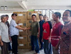 Tingkatkan Kesejahteraan Nelayan, PT Timah Serahkan Mesin Tempel untuk Kelompok Nelayan di Dusun Tanah Merah