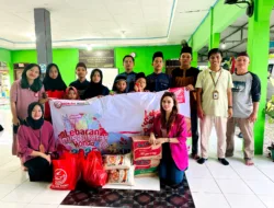 Aksi Sinergi Honda Babel di Bulan Ramadan, Borong Takjil Pedagang Lokal dan Berbagi Kebahagian Bersama Anak Yatim