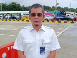 H-5 Idulfitri, Truk Ekspedisi Tak Bisa Berlayar