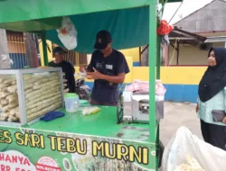 Berkah Ramadan, Penjual Es Tebu Murni  di Pangkalpinang Berhasil Raih Omset Rp700 Ribu Sehari