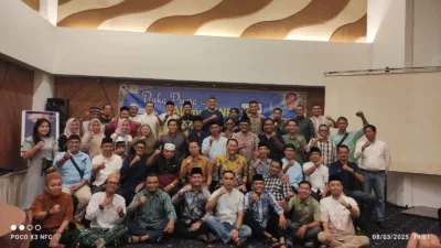 Bukber Alumni KNPI Babel, Bambang Patijaya Tegaskan Dirinya Sebagai Anak Kandung KNPI