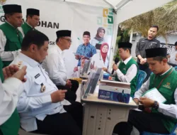 Pj Wali Kota dan Sekda Salurkan Zakat Melalui Baznas, Ingatkan ASN Jangan Lupa Berzakat