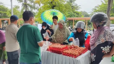 Jelang Lebaran Idul Fitri, Operasi Pasar Murah Kembali Digelar di Sungailiat