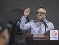 Turun Langsung Lakukan Pengawasan PSU di Sinar Manik, Bawaslu Bangka Barat Temukan Ini