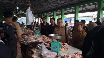 Sidak ke Pasar Tradisional Mentok, Satgas Pangan Pastikan Stabilitas Harga dan Stok Bapok