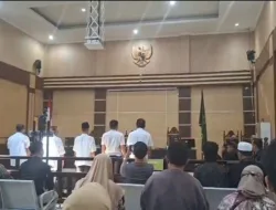 Inilah Hakim  yang Vonis Bebas Lima Terdakwa Kasus Ijin Tanam Pisang Jadi Sawit di PN Pangkalpinang