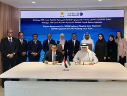 PLN dan Masdar Tandatangani MoU Pengembangan Pembangkit Listrik Tenaga Surya Terapung di Indonesia