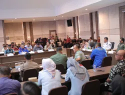 Gubernur Hidayat Datangkan Pj Bupati Bangka dan Nelayan Bahas Alur Muara Jelitik