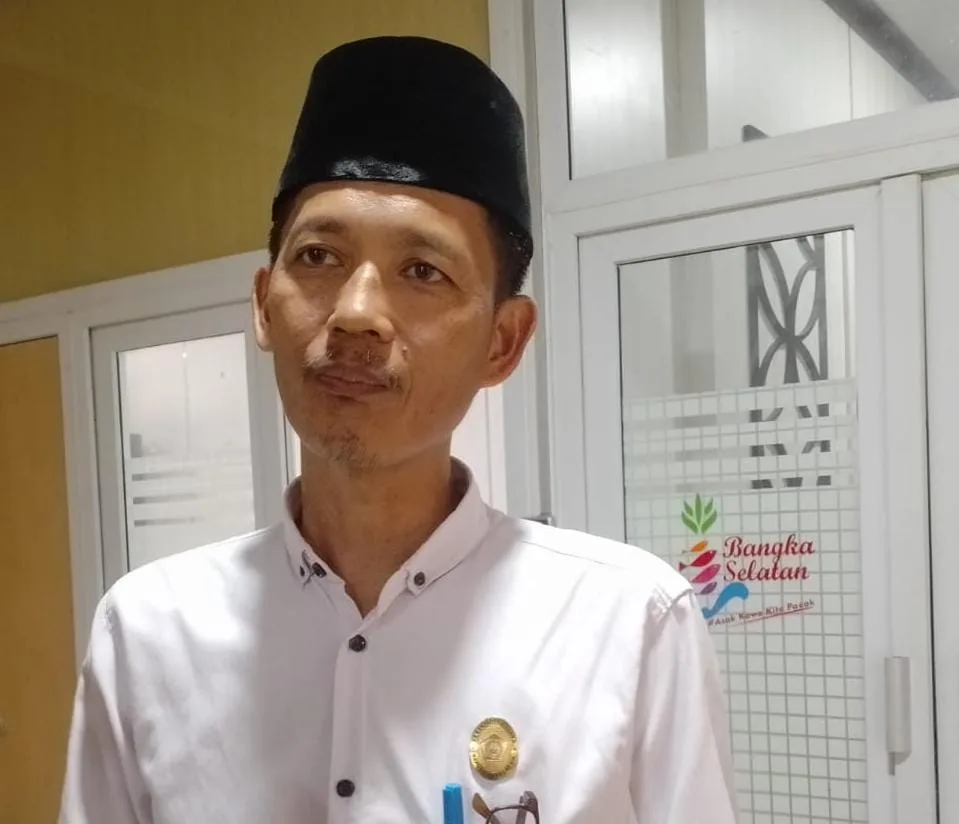 Kepala Kantor Kemenag Basel, H Karyawan.