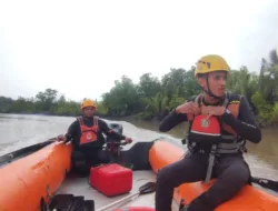 Hilang di Sungai Manggar, Tim SAR Gabungan Temukan Ponsel Dino di Dasar Sungai