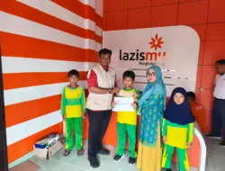 Lazismu Pangkalpinang Salurkan Beasiswa untuk 30 Siswa TK, SD dan SMP, Setiap Anak dapat Rp1 juta